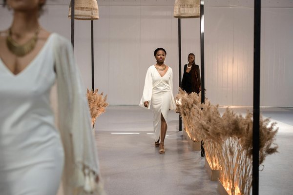 Quels sont les indispensables mode pour un look estival réussi ?